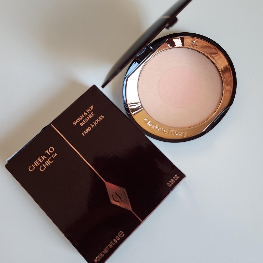 Charlotte Tilbury Blush in First Love